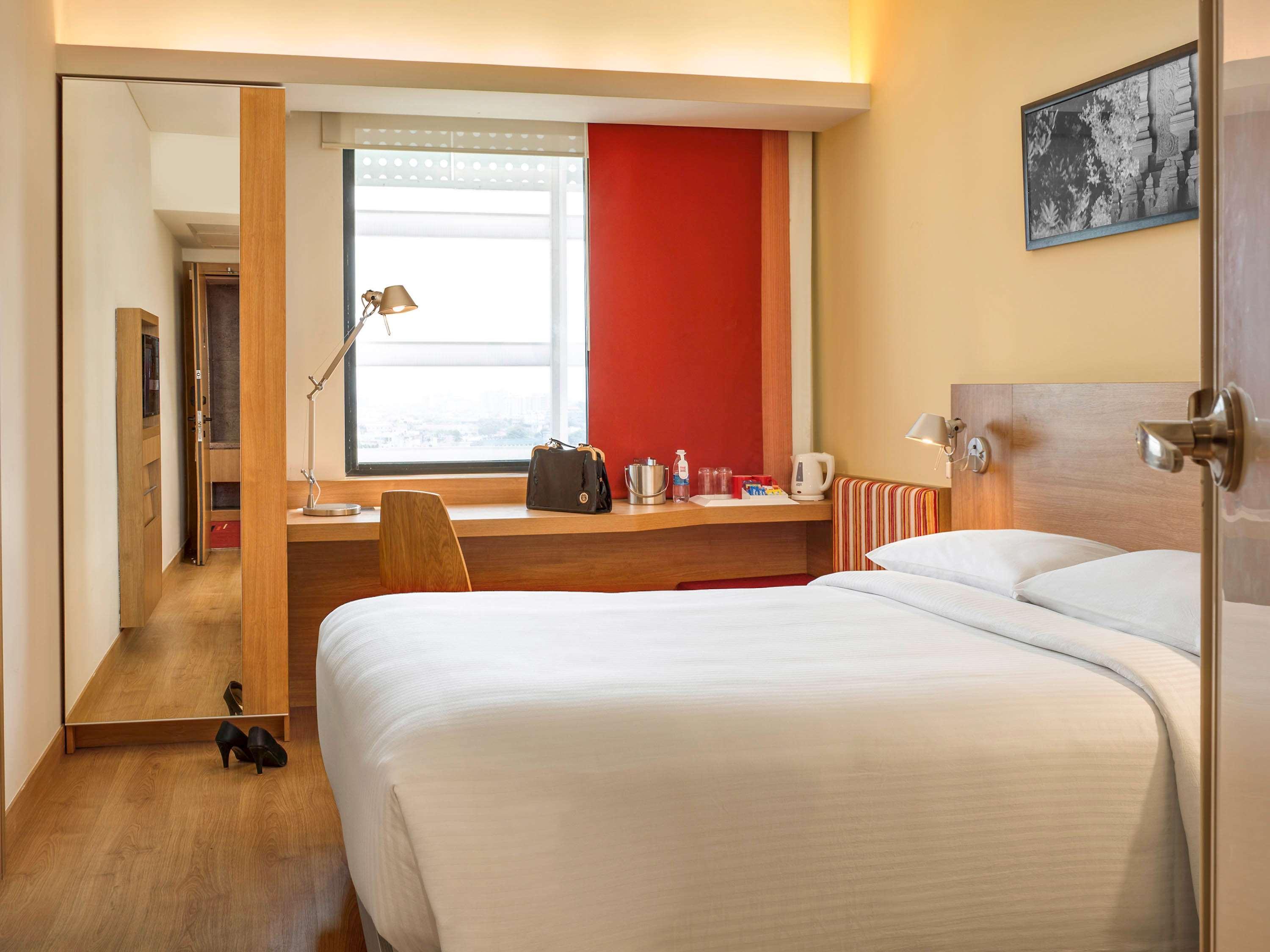 Ibis Chennai City Centre - An Accor Brand Exterior photo